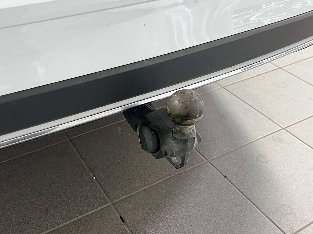 Volkswagen Golf Alltrack 2023 - miniatyr 15