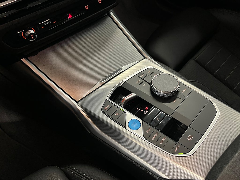 BMW i4 2024 - miniatyr 23