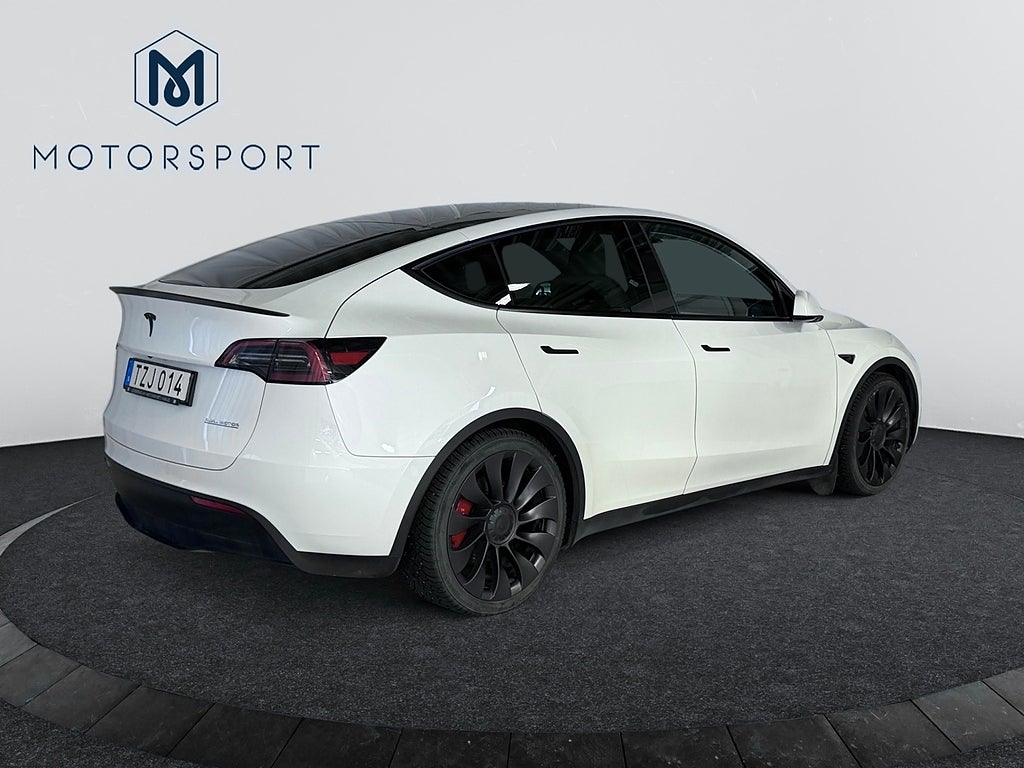 Tesla Model Y 2023 - miniatyr 9