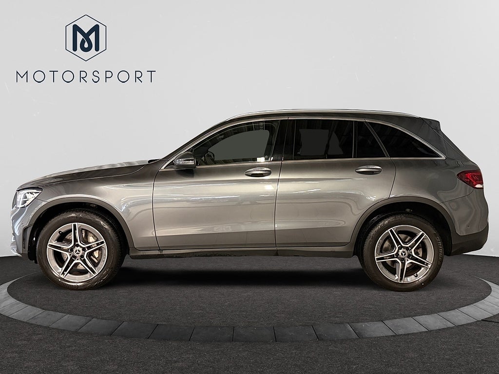 Mercedes-Benz GLC300 de 2022 - miniatyr 2