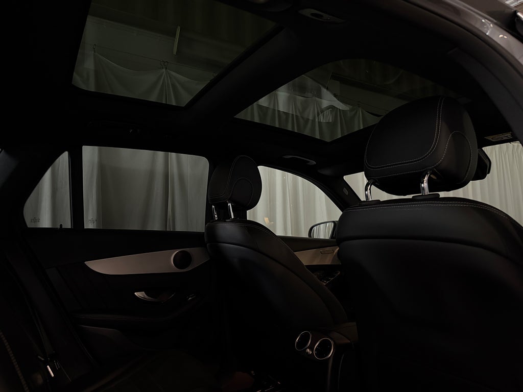 Mercedes-Benz GLC300 de 2022 - miniatyr 20