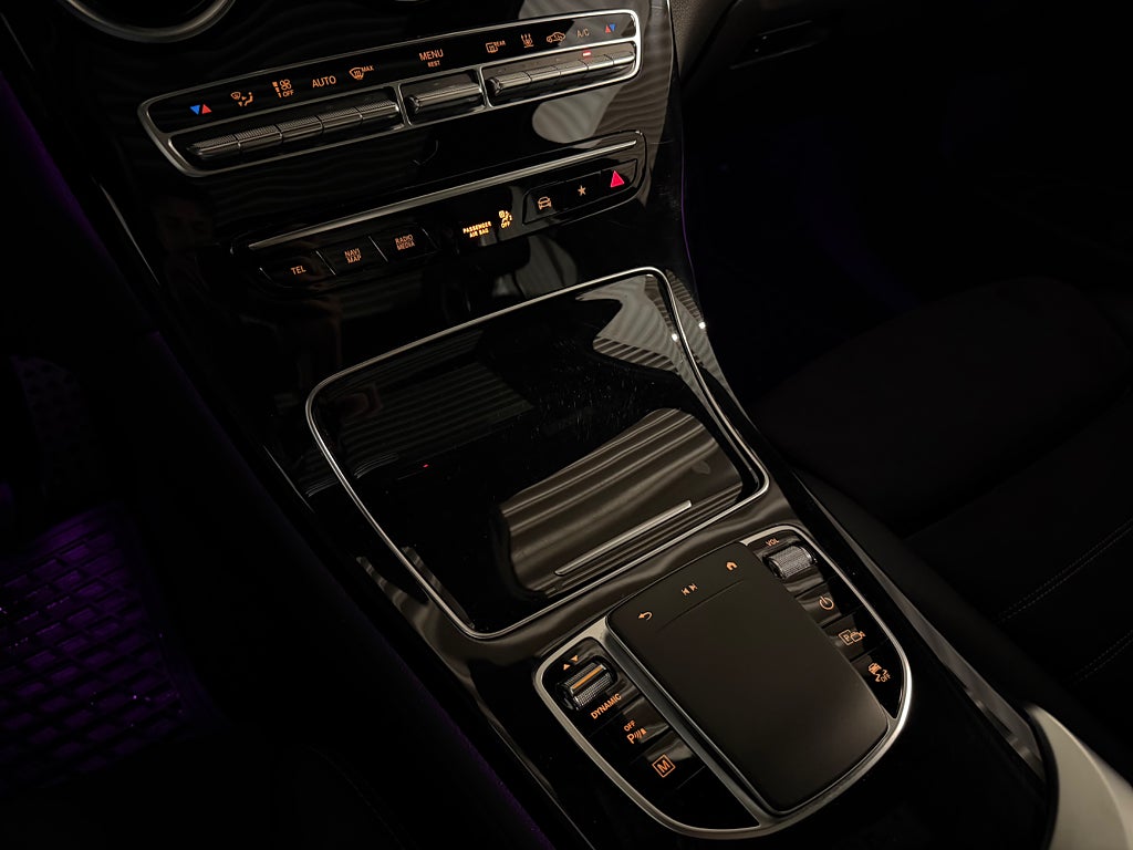 Mercedes-Benz GLC300 de 2022 - miniatyr 21
