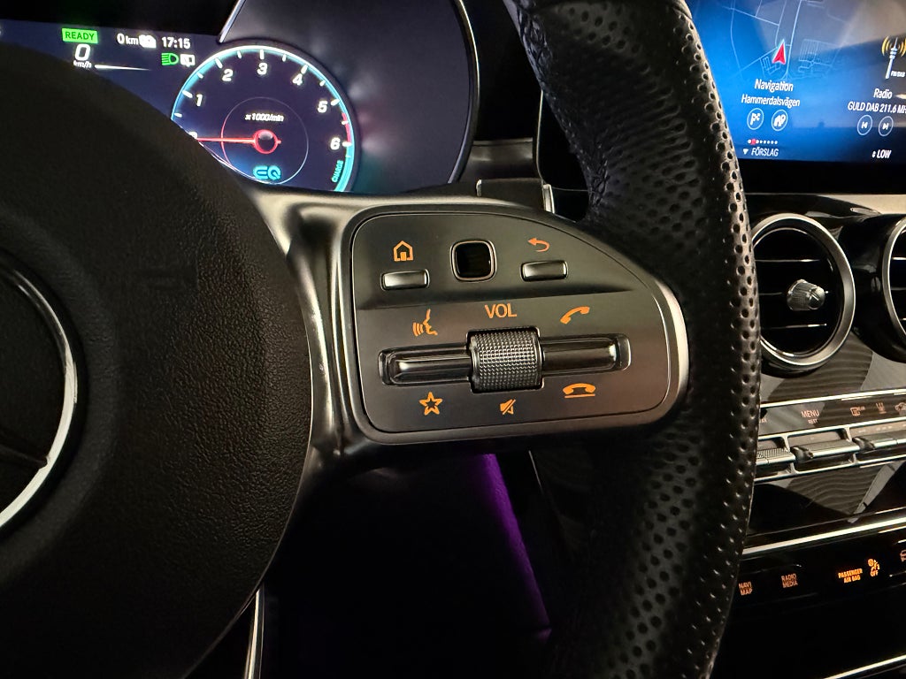 Mercedes-Benz GLC300 de 2022 - miniatyr 26