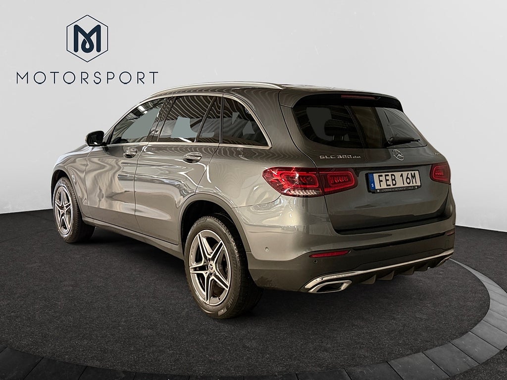 Mercedes-Benz GLC300 de 2022 - miniatyr 5