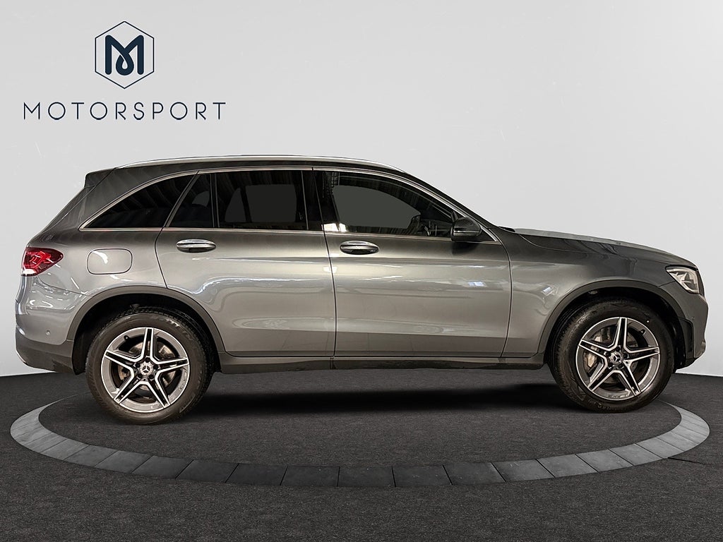 Mercedes-Benz GLC300 de 2022 - miniatyr 8