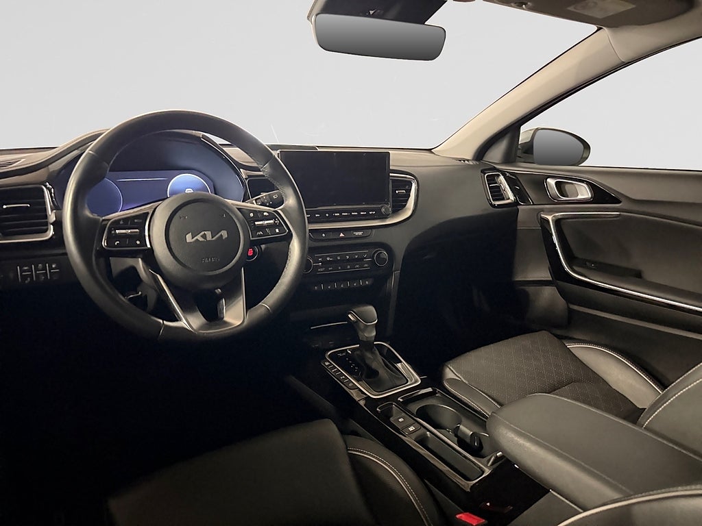 Kia Ceed 2023 - miniatyr 13