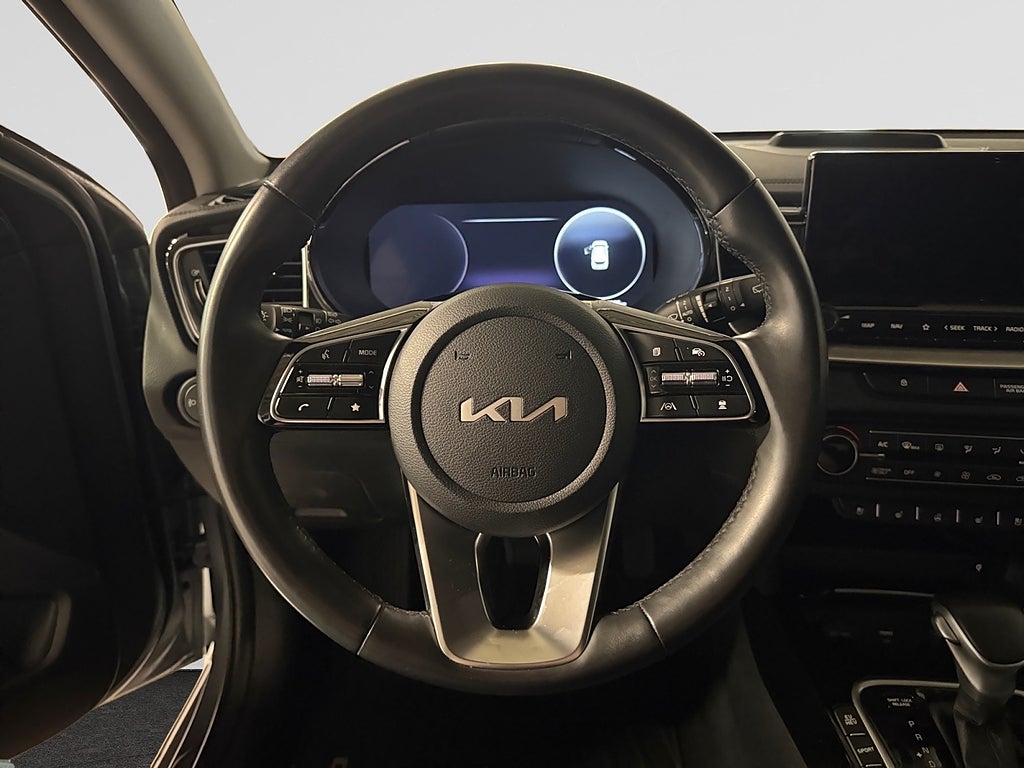 Kia Ceed 2023 - miniatyr 16