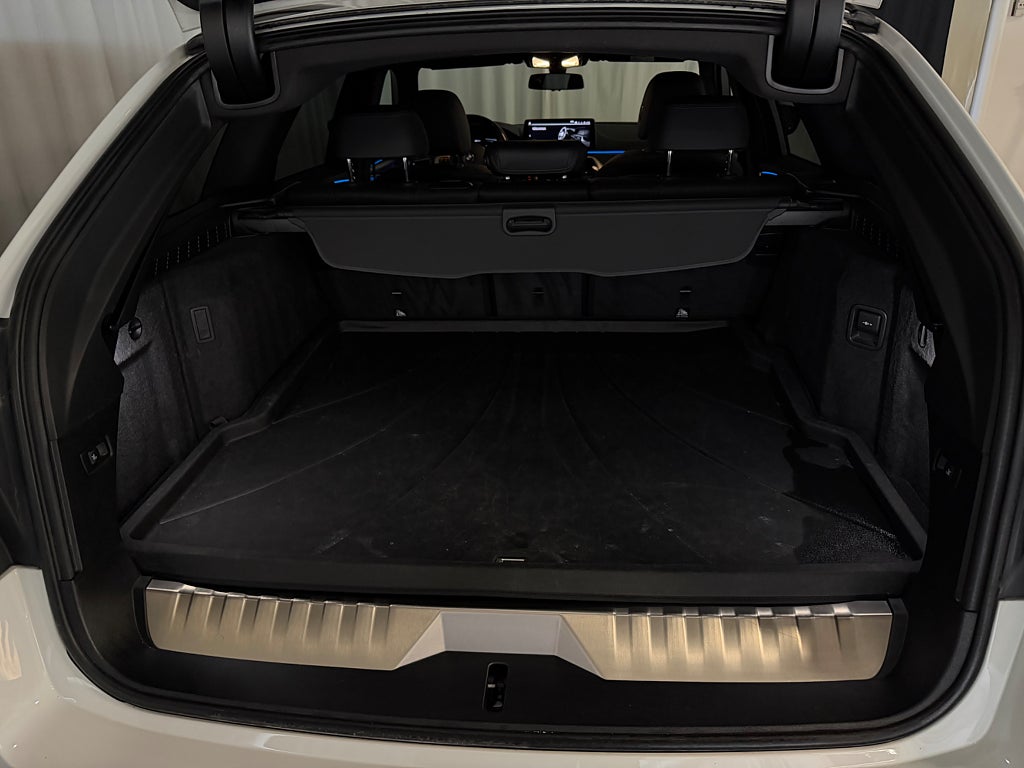 BMW 530e 2024 - miniatyr 17