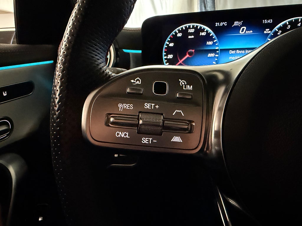 Mercedes-Benz CLA250 e 2023 - miniatyr 24