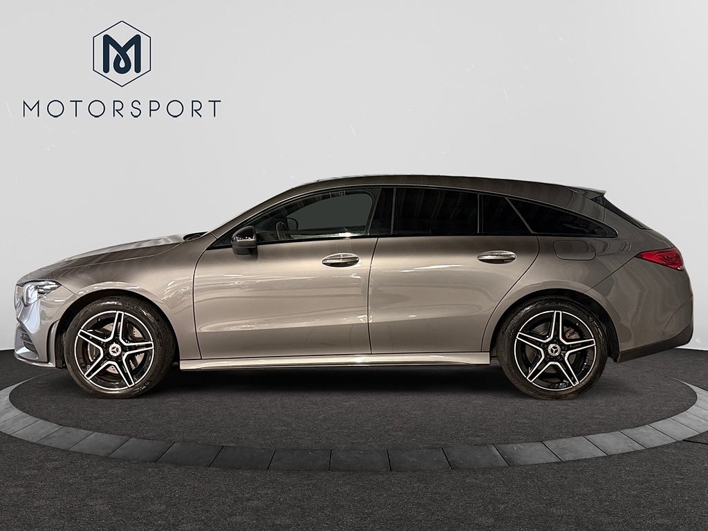 Mercedes-Benz CLA250 e 2023 - miniatyr 4