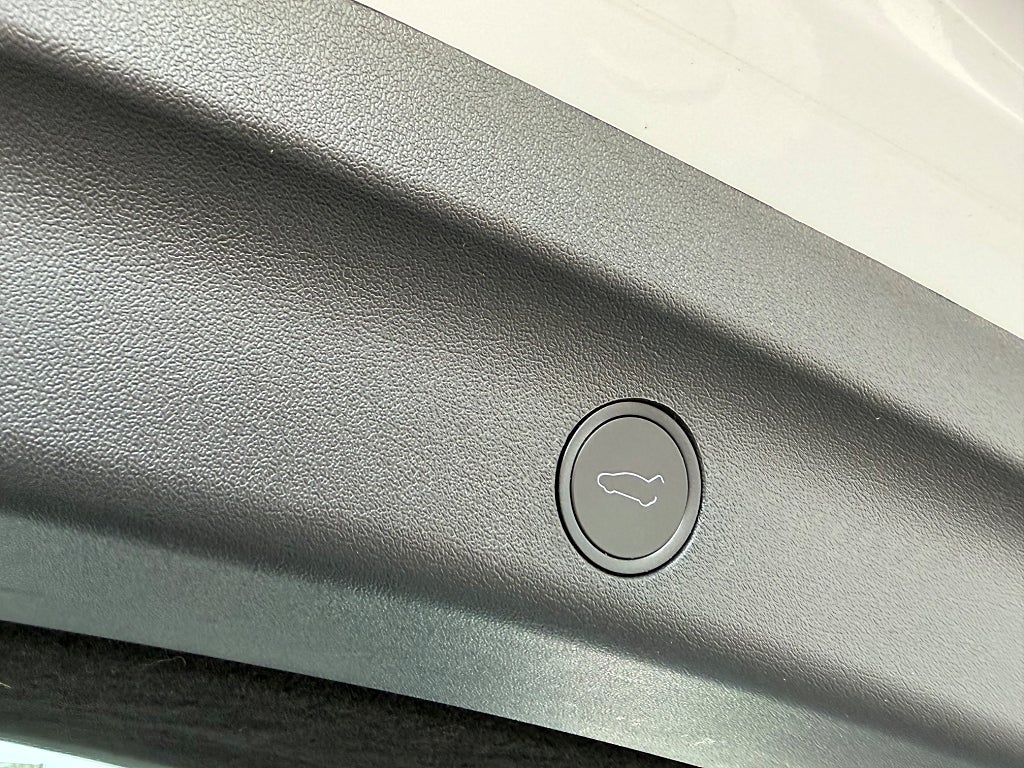 Tesla Model Y 2024 - miniatyr 19