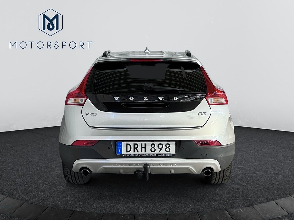 Volvo V40 Cross Country 2016 - miniatyr 4