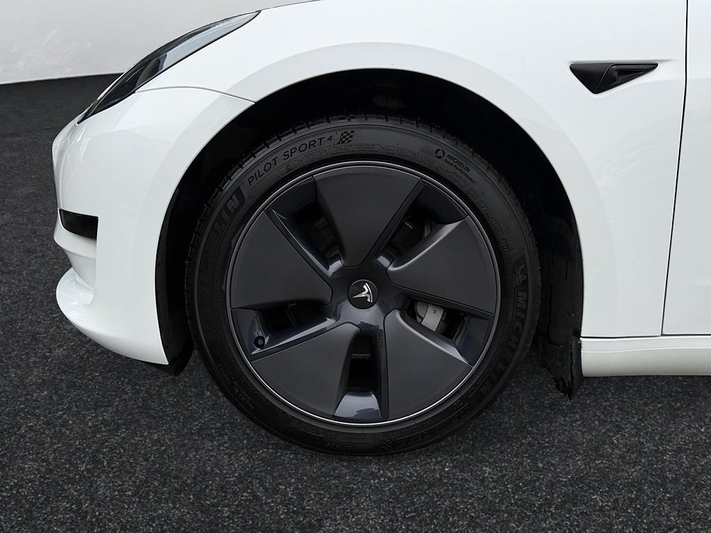 Tesla Model 3 2023 - miniatyr 15