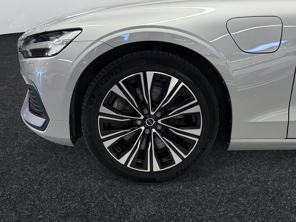 Volvo V60 2023 - miniatyr 16
