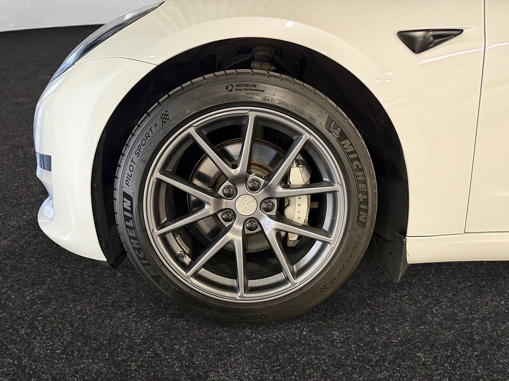 Tesla Model 3 2022 - miniatyr 18