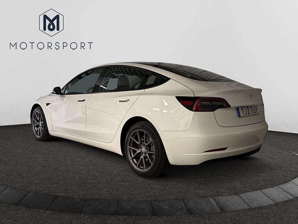 Tesla Model 3 2022 - miniatyr 6