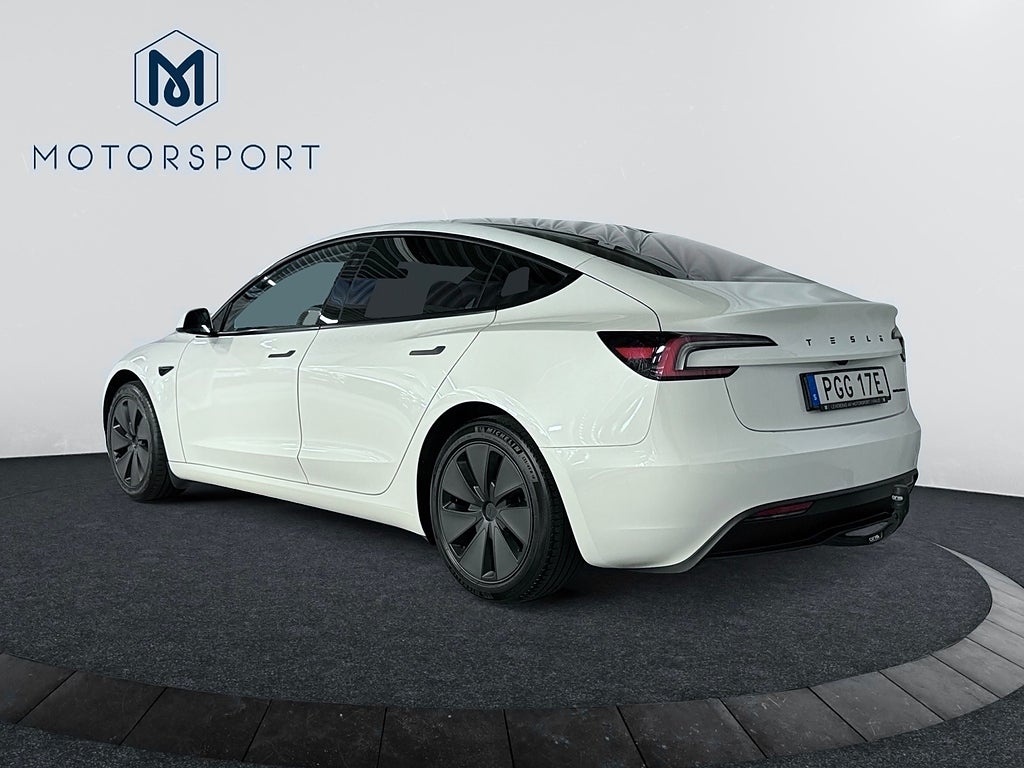 Tesla Model 3 2024 - miniatyr 5