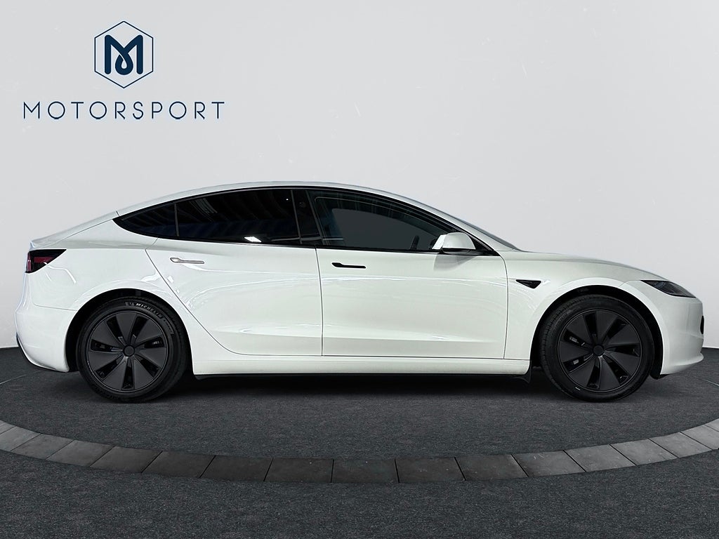 Tesla Model 3 2024 - miniatyr 9