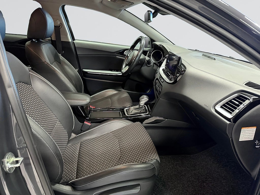 Kia Ceed 2023 - miniatyr 15
