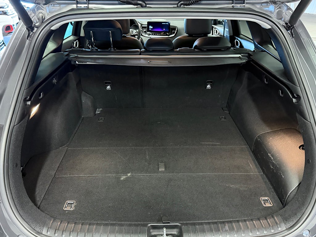 Kia Ceed 2023 - miniatyr 16