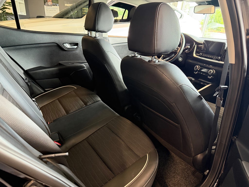 Kia Stonic 2021 - miniatyr 10