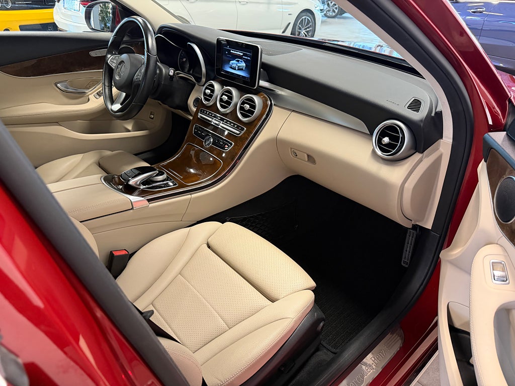Mercedes-Benz C200 2016 - miniatyr 8