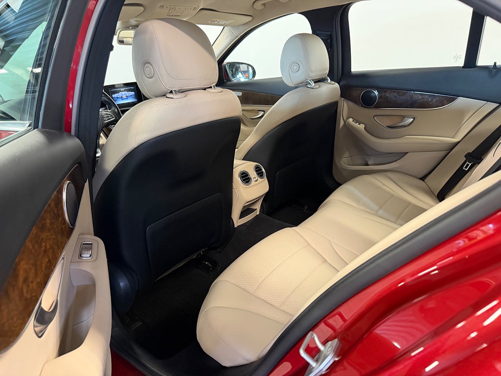 Mercedes-Benz C200 2016 - miniatyr 10