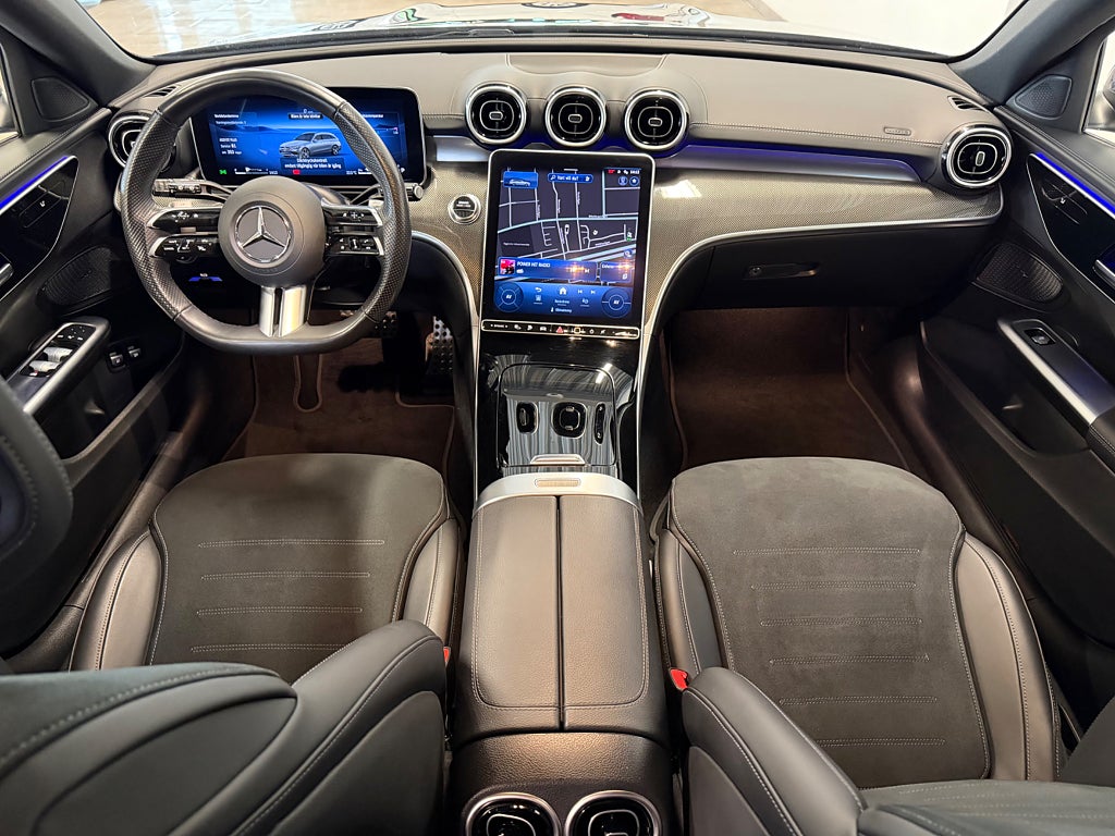 Mercedes-Benz C300 2024 - miniatyr 9