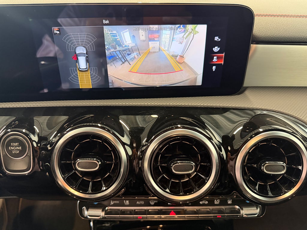 Mercedes-Benz CLA 2023 - miniatyr 12