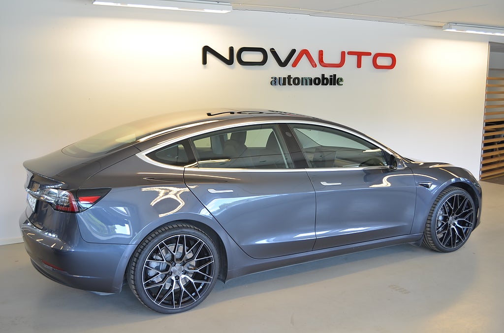 Tesla Model 3 2020 - miniatyr 10