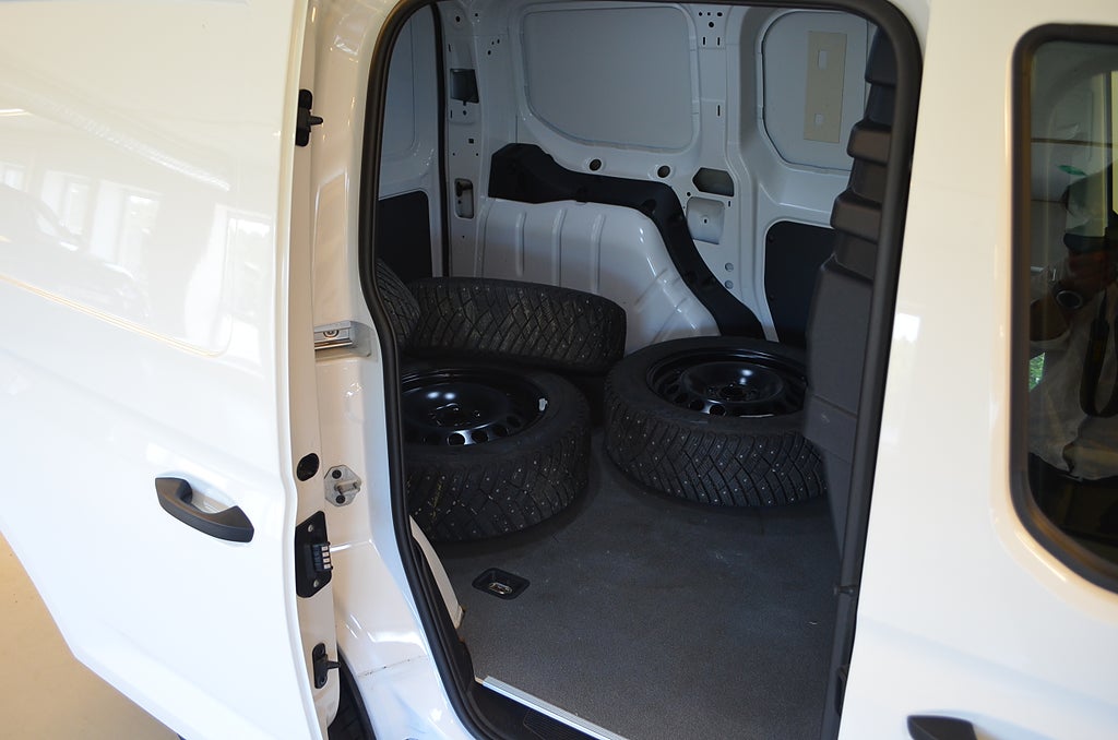 Volkswagen Caddy 2021 - miniatyr 14