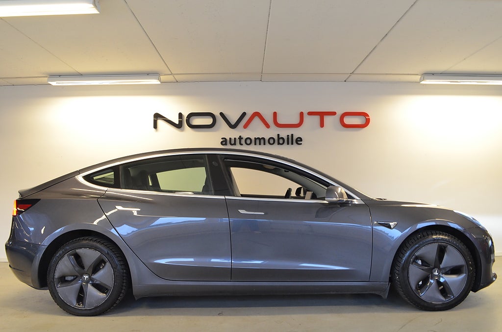 Tesla Model 3 2019 - miniatyr 16