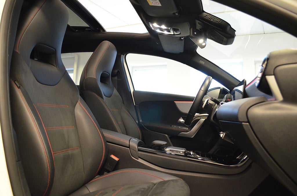Mercedes-Benz A 2022 - miniatyr 16