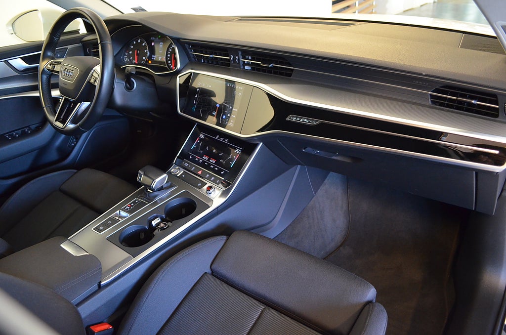 Audi A6 2020 - miniatyr 17