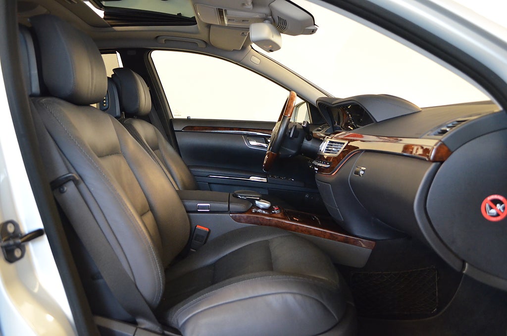 Mercedes-Benz S400 2010 - miniatyr 21