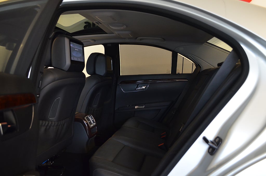 Mercedes-Benz S400 2010 - miniatyr 24