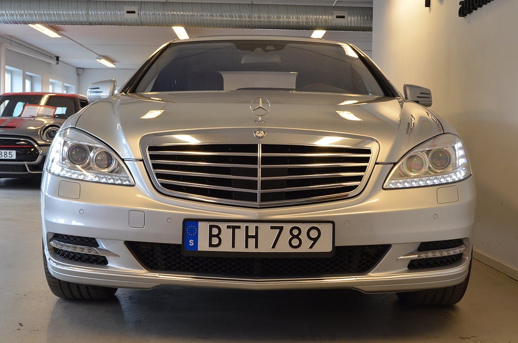 Mercedes-Benz S400 2010 - miniatyr 28