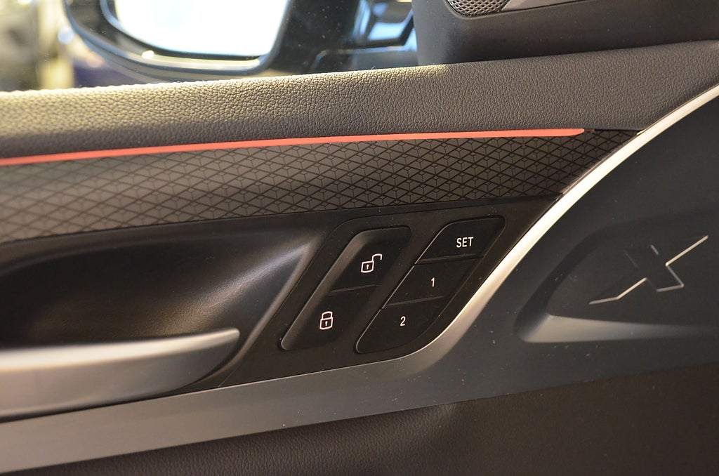 BMW X4 2023 - miniatyr 23