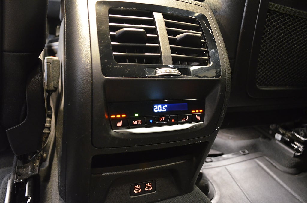 BMW X4 2023 - miniatyr 25