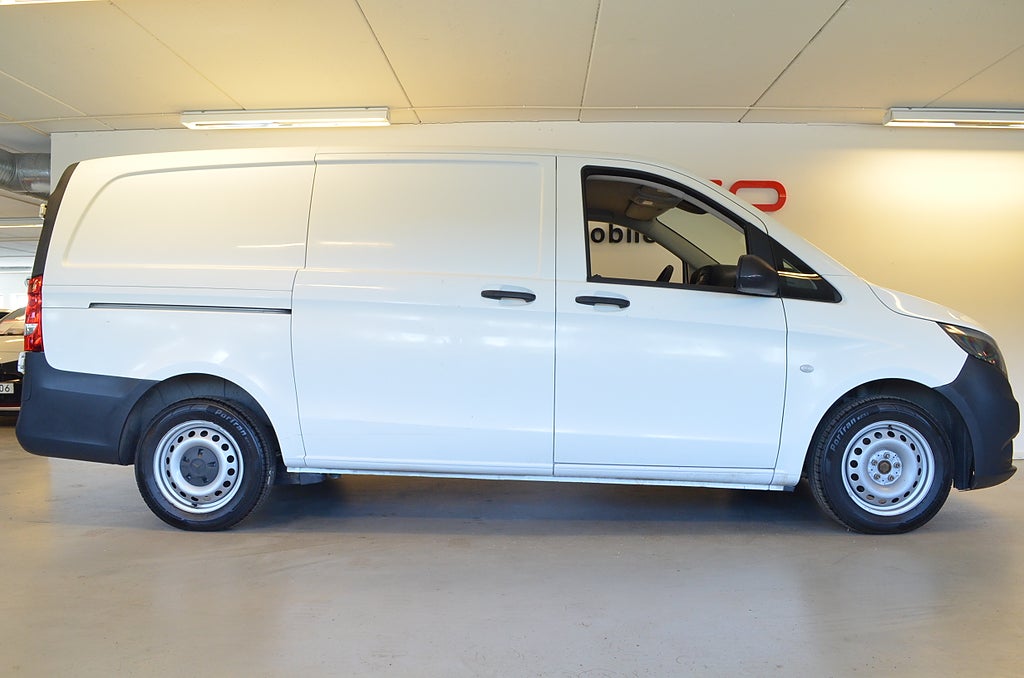 Mercedes-Benz Vito 2017 - miniatyr 11