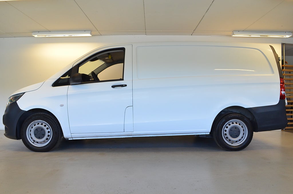 Mercedes-Benz Vito 2017 - miniatyr 7