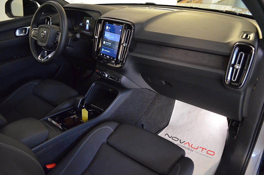Volvo XC40 2023 - miniatyr 14