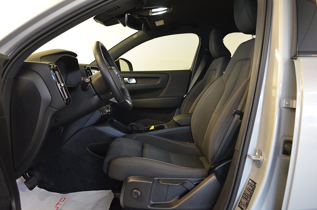 Volvo XC40 2023 - miniatyr 17