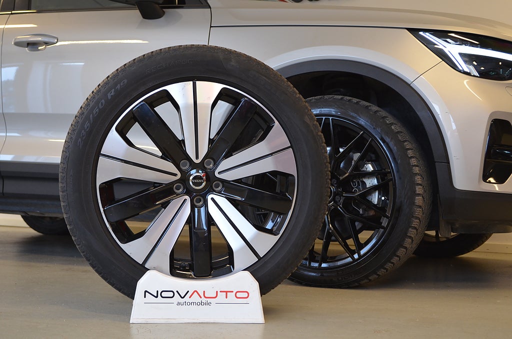Volvo XC40 2023 - miniatyr 3