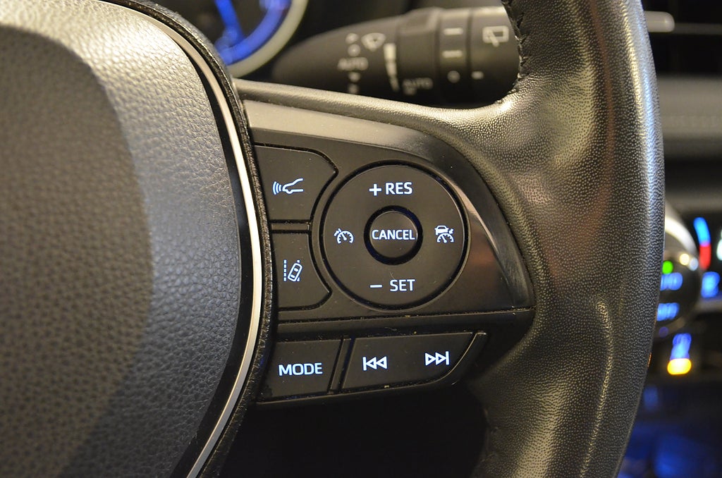 Toyota RAV4 2021 - miniatyr 12