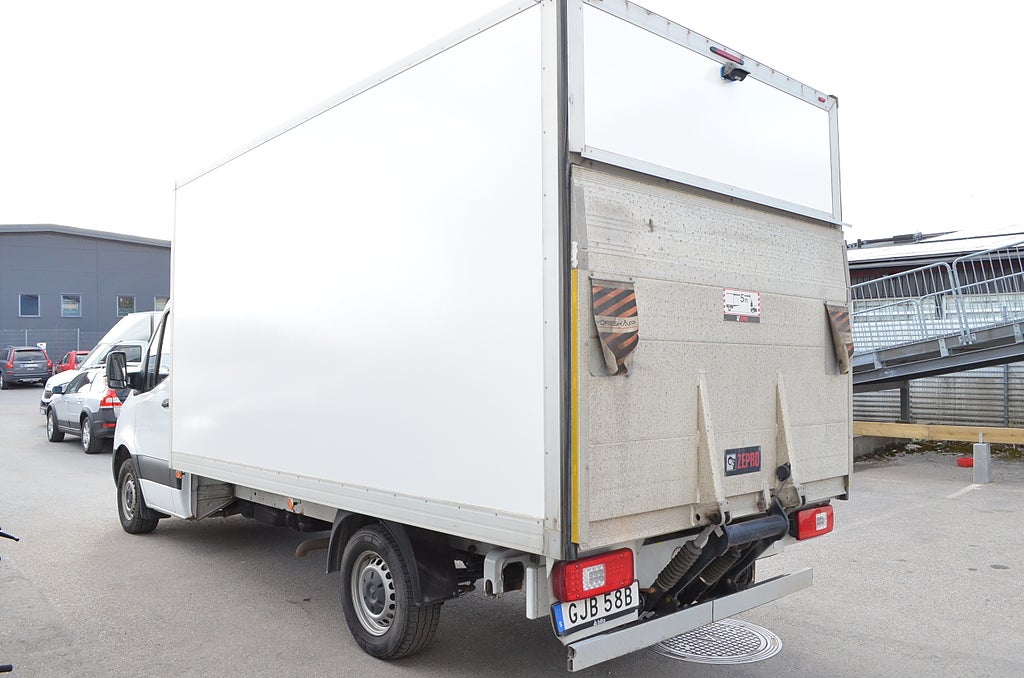 Mercedes-Benz Sprinter 2022 - miniatyr 7