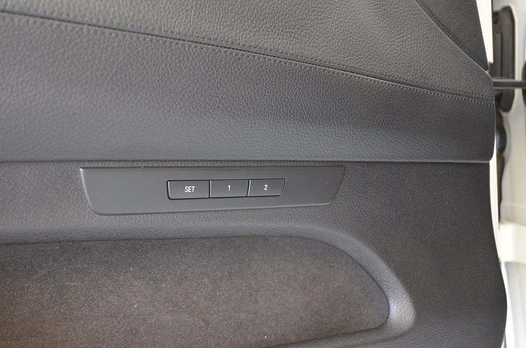 BMW 530 2015 - miniatyr 14