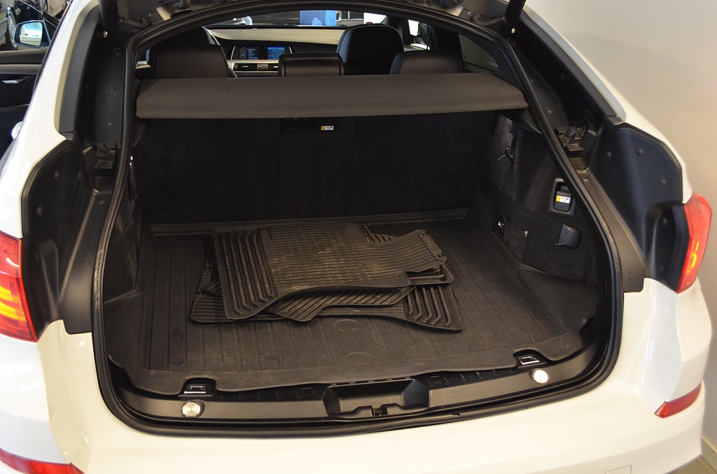 BMW 530 2015 - miniatyr 8