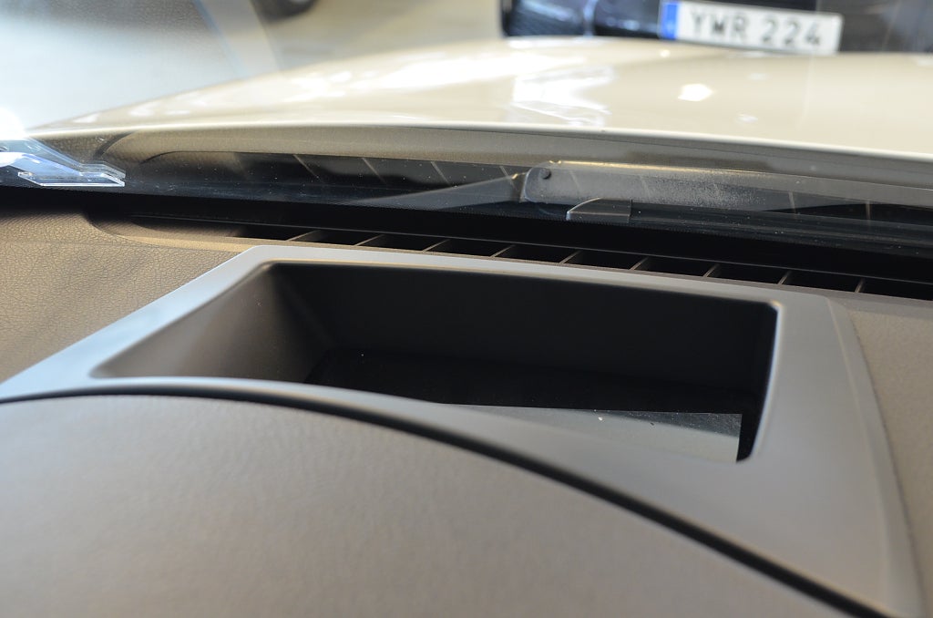 BMW 530 2015 - miniatyr 10
