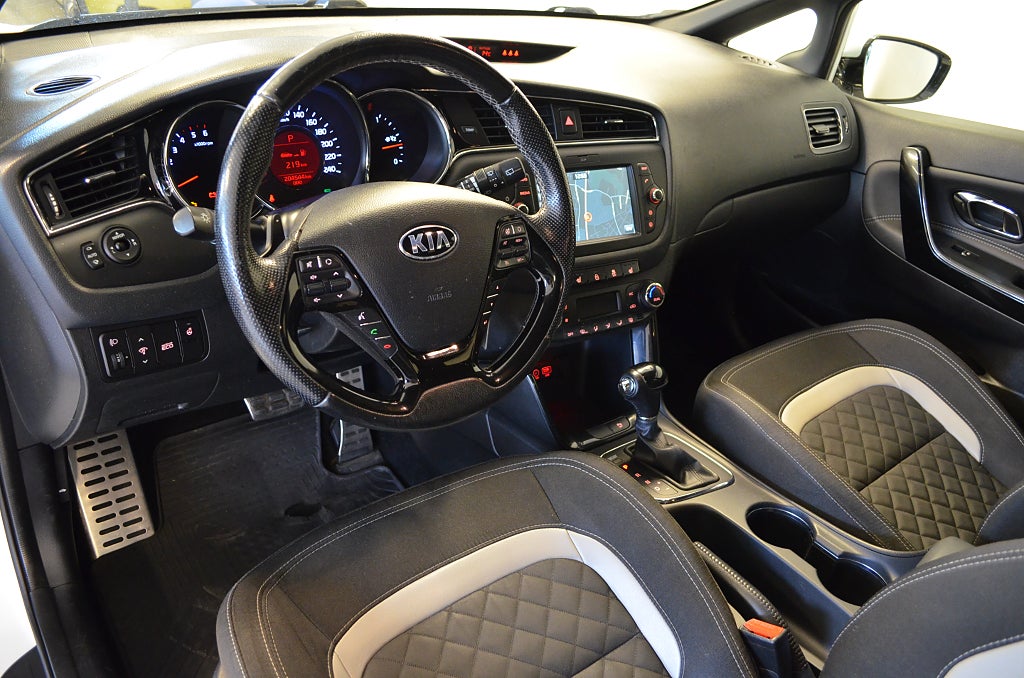 Kia Ceed 2018 - miniatyr 2